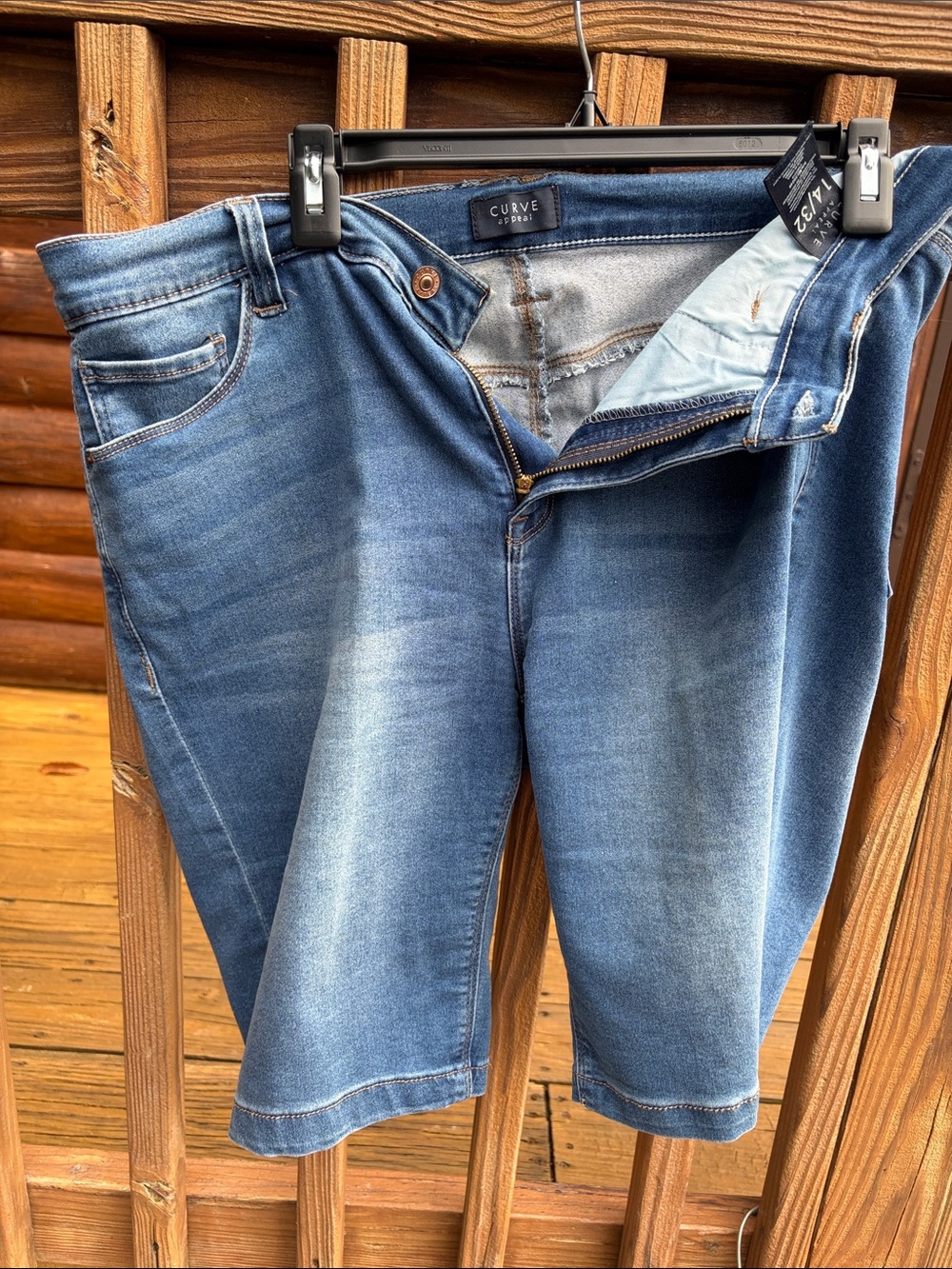 Ladies capri short Denim Blue short stretch Jean